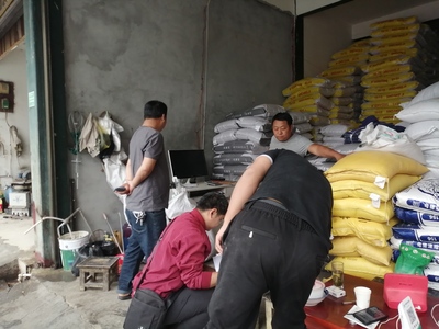 州畜牧技術推廣站強化飼料經營企業監管，保障畜牧漁業飼料安全